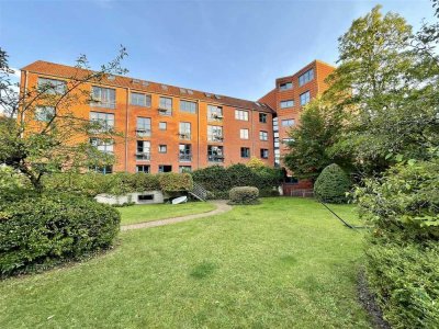 Vermietete 3-Zimmer-Maisonette-Whg. mit Aufzug u. Tiefgaragen-Stpl. // Papenkamp, Kiel-Südfriedhof