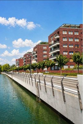 Wasserblick vom Balkon! - 3 Zimmer, Bad mit Fenster, TG-Stellplatz - aktuell vermietet