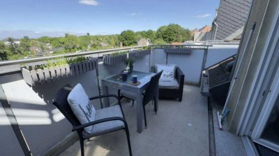 Maisonette-Wohnung mit 4 Zimmern, Balkon, Dachterrasse und Garage – Zentrale, ruhige Lage