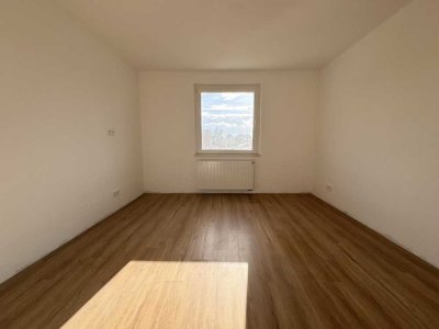 Exklusive 3-Raum-Wohnung mit gehobener Innenausstattung mit Balkon und EBK in Minden