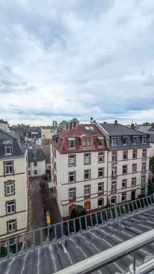 NORDEND: Funky Dachgeschoss Maisonette mit Süd Loggia!