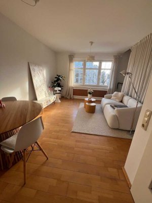 Rotherbaum/Uni Nähe/Maisonette-Wohnung/teilmöbliert
