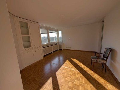 Attraktive 2,5-Zimmer Wohnung im 5. OG mit Balkon in Osnabrück-Weststadt