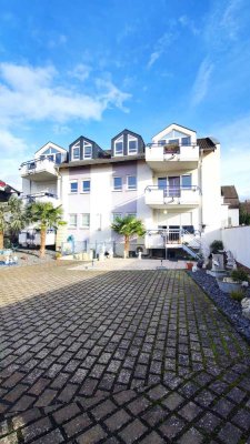 Helle, geräumige 2 - ZKB Balkon - Wohnung in Koblenz-Güls