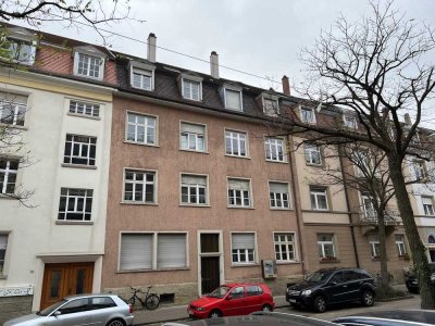 Sanierte 2-Zimmerwohnung im 2.OG mit Balkon