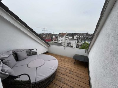 Top geschnittene Maisonette Wohnung mit Skyline-Blick