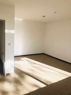 Schöne 2-Zimmer-Wohnung mit Balkon und Einbauküche - Ruhige Lage  in Celle