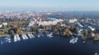 Scharfe Lanke, direkter Wasserblick, Südbalkon im Erstbezug