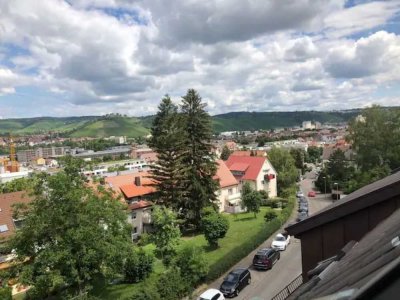 Helle 2-Zimmer-Wohnung mit Sauna im 3. OG in Stuttgart-Wangen