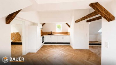Außergewöhnliche Studio-Dachgeschosswohnung mit großer Dachterrasse