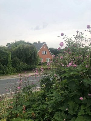Einfamilienhaus in Drestedt sucht euch!