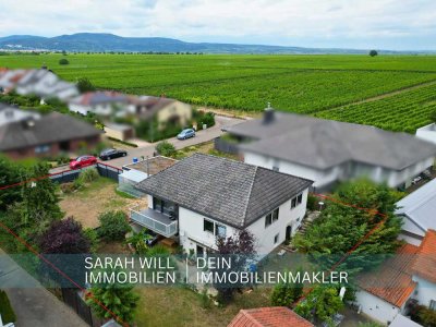 Einfamilienhaus mit Einliegerwohnung in ruhiger Randlage mit großem Grundstück in Friedelsheim