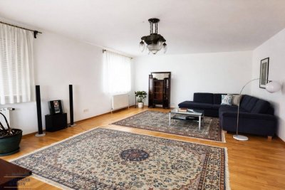 Charmante 3-Zimmer-Wohnung mit Balkon, Garage &amp; großem Wirtschaftsraum in ruhiger Lage