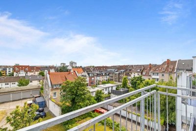 Sofort beziehbar: Schöne 2-Zimmer-Wohnung mit Balkon und Tiefgaren-Stellplatz in KA-Mühlburg