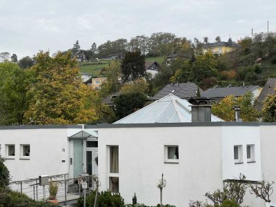 Ein exklusives Anwesen in der idyllischen Lage von Wachtberg-Niederbachem an der Grenze zu Bonn