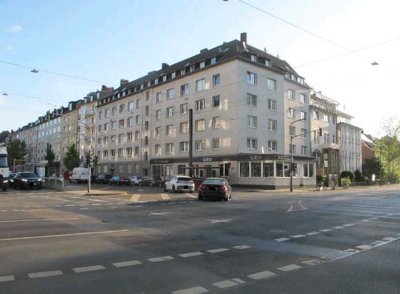 Schöne Eigentumswohnung im 2. Obergeschoss mit Abstellraum in bester Lage in 40239 Düsseldorf-Düssel