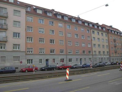 Modernisierte Altbau Wohnung 2,5 Zimmer in Haidhausen