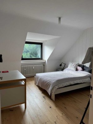 Helle 3-Zimmer Dachgeschosswohnung in Essen-Bredeney