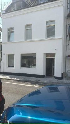 Aktuell Büro Umnutzung zur Wohnung möglich in Köln Weidenpesch