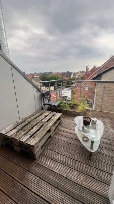 Dachgeschoss mit Terrasse 4-Zimmer-Wohnung in der List