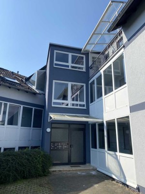 Geschmackvolle 2-Raum-Erdgeschosswohnung mit Balkon und EBK in Kadenbach