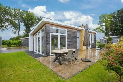 Luxuriöses Ferienhaus in einem schönen Park mit  moderner & stilvoller Einrichtung…