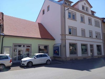 Kapitalanlage... MFH mit Gewerbeinheit in Gerolzhofen