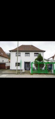 Erstbezug nach Sanierung: 8-Zimmer Haus in Altenbeken