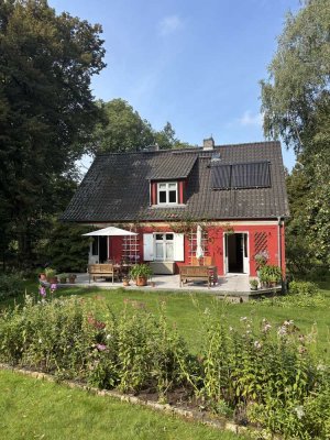 Außergewöhnliches Ensemble  am Waldrand ideal für Familien und Ruhesuchende