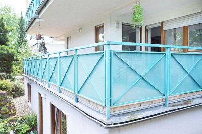 Sehr viel Balkon = Terrasse (22qm) -Hochparterre - Schöne  3-Zimmer-Wohnung - Laminat ...