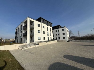 Schicke 2 Zimmer-Penthousewohnung mit Dachterrasse und EBK in Ortsrandlage von Weyhausen