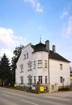 Charmantes Zweifamilienhaus mit Jugendstilanmutung im Herzen von Böheimkirchen