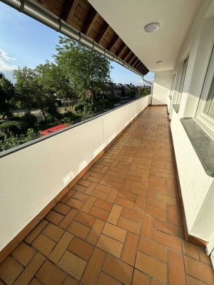 Helle 4-Zimmer Wohnung mit Balkon im 1. OG in Köln-Rondorf