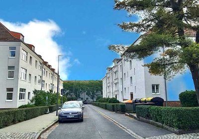 sanierte 2-Zimmer Wohnung in ruhiger, dennoch zentraler Lage