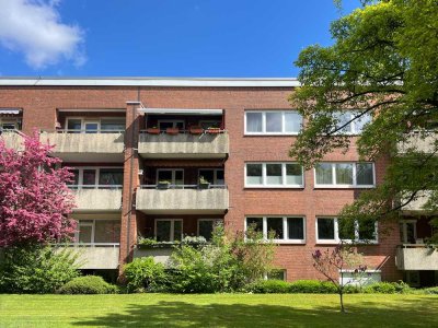 Renovierte 3-Zimmer-Wohnung in grüner Lage mit großem West-Balkon und Einzelgarage