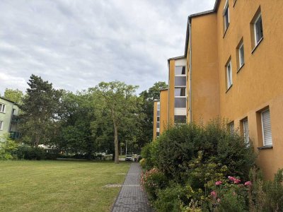 Gut geschnittene 3-Zimmer-Wohnung mit Balkon in Berlin-Staaken