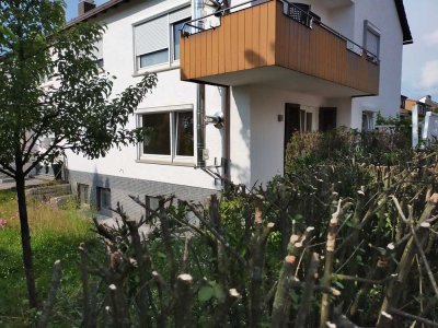 Helle, ruhige 3-Zimmer-EG-Wohnung mit Terrasse und EBK in Gerlingen