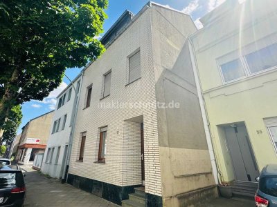 M'GLADBACH - GEISTENBECK
PLATZWUNDER MIT STIL - MODERNISIERTES WOHNHAUS AUF WEITLÄUFIGEM GRUNDSTÜCK
