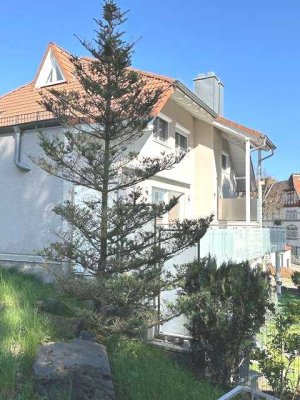 Gepflegtes Einfamilienhaus mit herrlichem Fernblick in ruhiger naturnaher Lage!