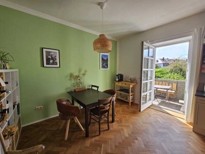 Schöne 2 1/2 Zimmer Altbauwohnung