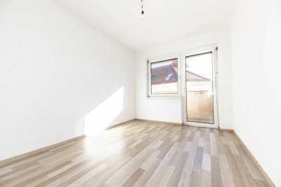 OHNE PROVISON I TOP-SANIERT I 4 ZIMMER I LENDPLATZ I XXL-BALKON I SEHR HELL I RUHIG I HAUSTIERE WILLKOMMEN I PARKPLATZ I PROJEKT WOHNEN I
