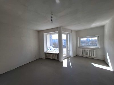 Esszimmer, Südbalkon und Gäste-WC - Für 5 Personen mit WBS-Berechtigung !