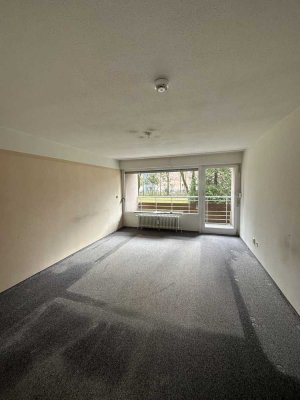 Attraktive 2-Zimmer-Hochparterre-Wohnung mit Balkon in Augsburg