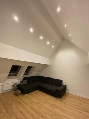 4-Zimmer Dachgeschosswohnung mit Balkon in Hillmicke