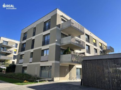 Neuwertige Dachgeschosswohnung mit Terrasse in der Seestadt