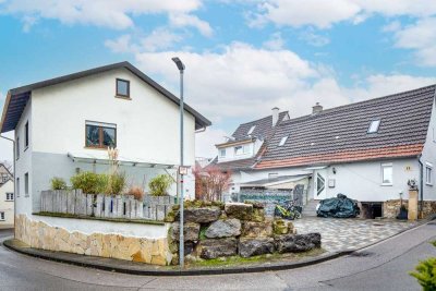 Traumhaftes Mehrfamilienensemble in Stettfeld! Ideal für Familiengenerationen und Kapitalanleger!