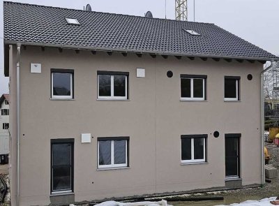 Doppelhaushälfte Erstbezug
