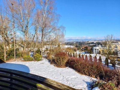 Hochwertige Architektenvilla auf großem Grund