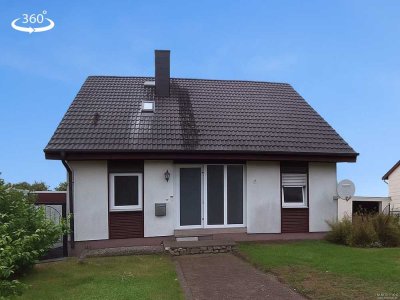 Schönes Einfamilienhaus (Massa-Fertighaus) mit Doppelgarage und Garten