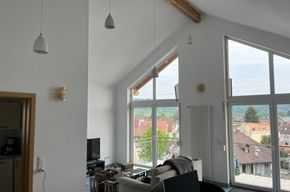 Freundliche 3-Zimmer-DG-Wohnung mit EBK, TL-Bad und Balkon in Stockach
